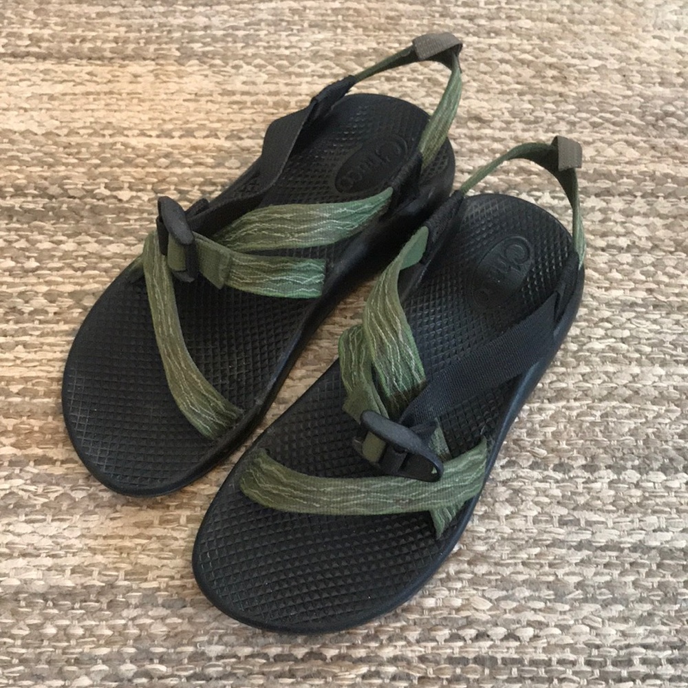 Kids Chaco’s Green No Toe Strap